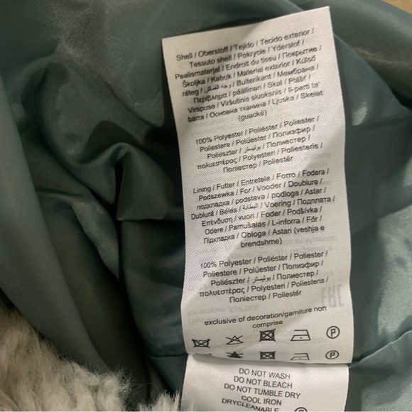 Vero Moda NWT Amanda Short Faux Fur Teddy in Mineral Gray Size XS - Picture 8 of 13